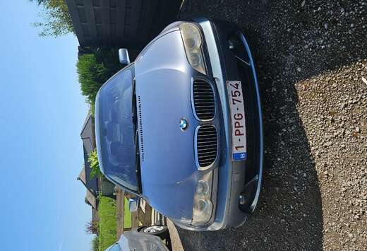 BMW 320i