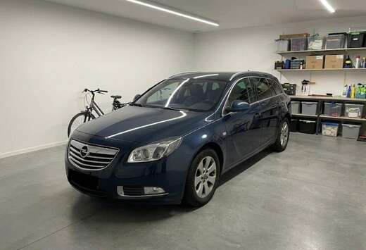 Opel Tourer - Cosmo - Gekeurd - Full Option