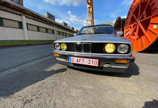 BMW 325i Cabriolet