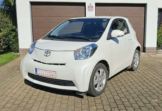 Toyota iQ 1.0i VVT-i Comfort Multidrive