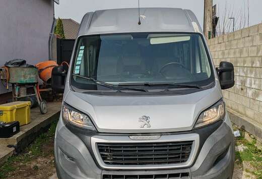 Peugeot CA 335 L2H2 2.2 HDi 130