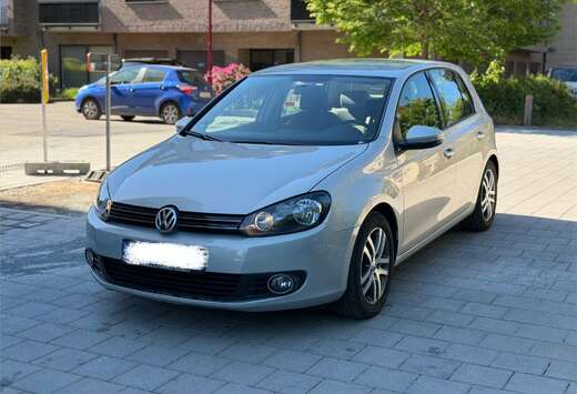 Volkswagen Golf 1.4 TSI DSG7