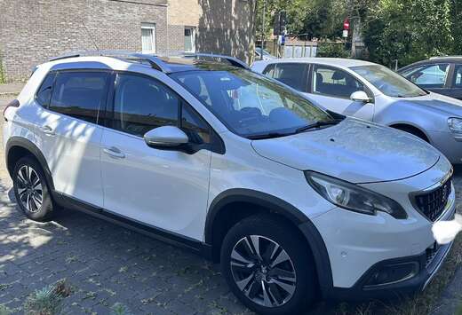 Peugeot 1.2i PureTech Allure