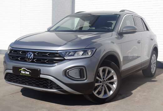 Volkswagen 1.5 eTSI OPF DSG Life Business