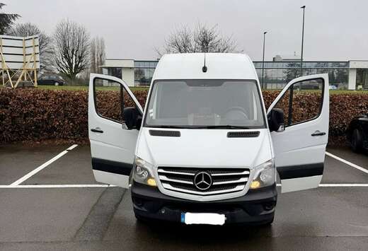 Mercedes-Benz 316 2.1 CDI L3H2 RWD Functional