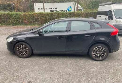 Volvo Momentum D3 2.0D 150PK