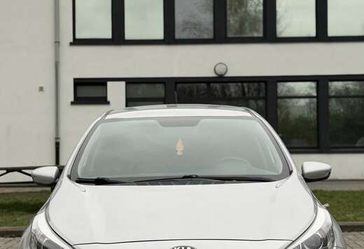 Kia 1.6 CRDi hatchback