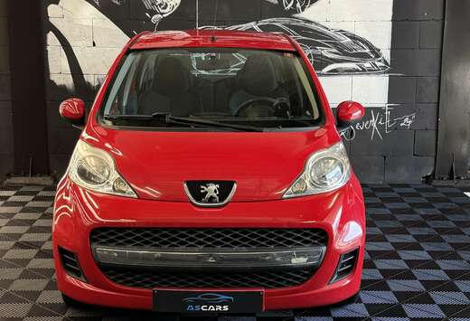 Peugeot 107 1.0i Trendy