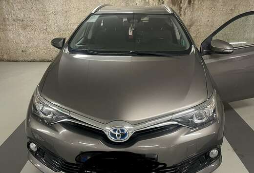 Toyota SW HEV 1.8i HSD Business Plus E-CVT