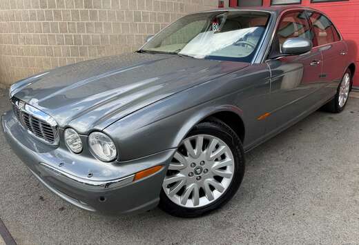 Jaguar Super V8 4.2i V8 32v S/C