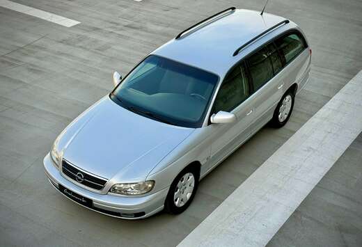 Opel 2.2i XE 16v Design Edition