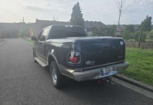 Ford 5.4i V8 king ranch