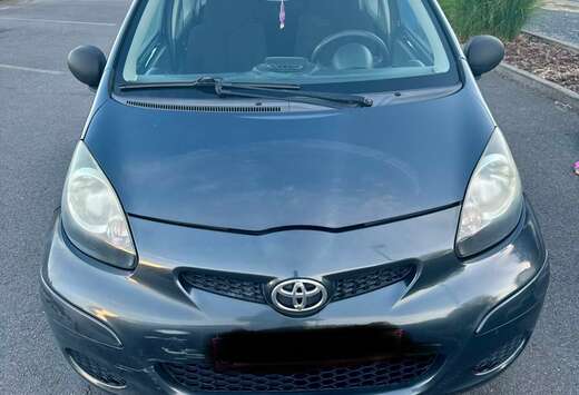 Toyota 1.0i VVT-i