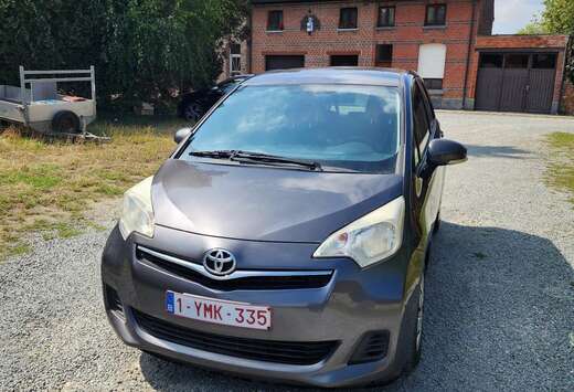 Toyota Verso S 1.33 VVT-i
