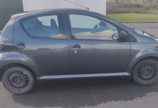 Toyota Aygo AB1 KGB10