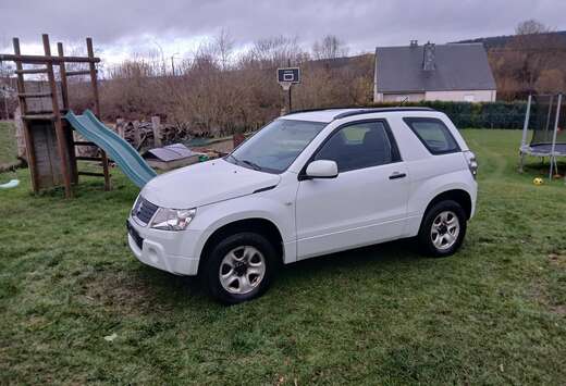 Suzuki Grand Vitara 1.6i JX