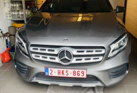 Mercedes-Benz 7G-DCT AMG Line