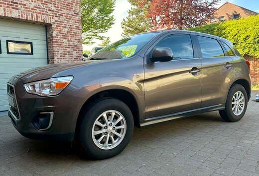 Mitsubishi ASX 1.6i 2WD Intense (EURO6)
