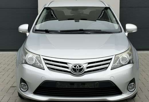 Toyota Combi 2.0 D-4D Executive