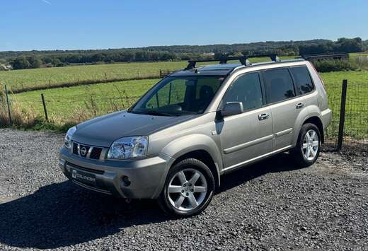 Nissan 2.5i 4x4 Automatique 4wd