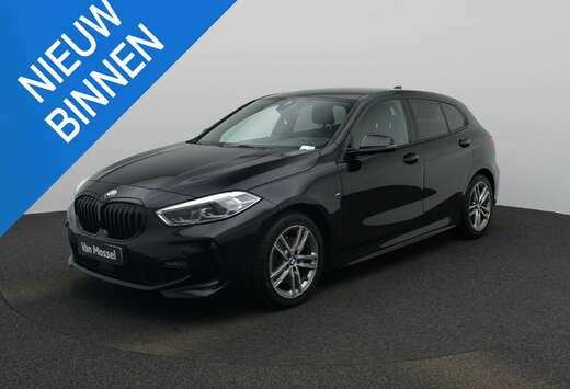 BMW 1 Reeks Hatch 116iA (80 kW) M Pakket  LEDER  Sfe