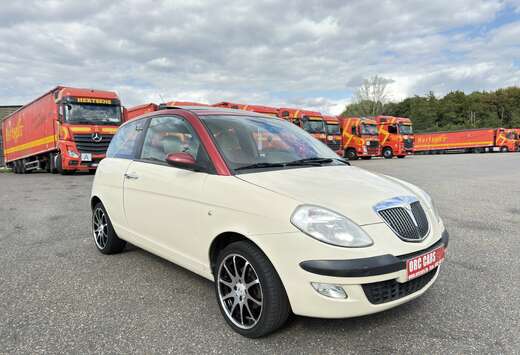 Lancia 1.4i Airco panoramische dak GARANTIE