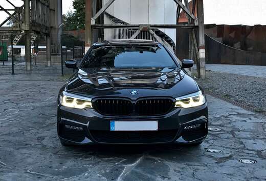 BMW 530e M-Pack - Headup - Schuifdak - Verw. Leder -