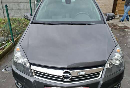 Opel Astra 1.7 CDTi ECOTEC Enjoy DPF