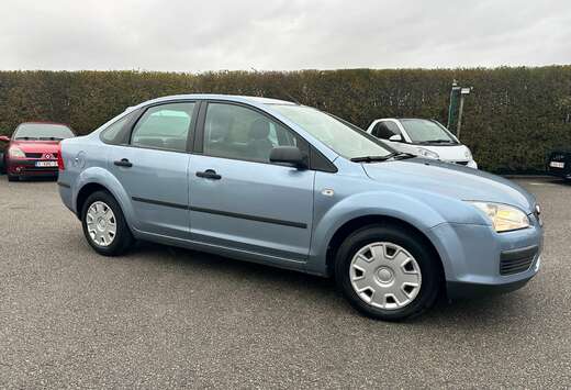 Ford Focus 1.6i 16v Trend