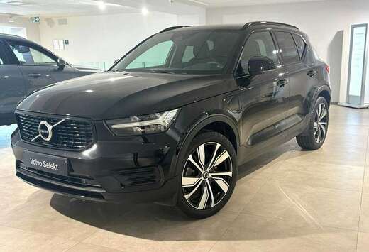 Volvo Recharge R-Design, T4 plug-in hybrid