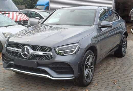 Mercedes-Benz GLC 300 e 4-Matic PLUG IN HYBRIDE