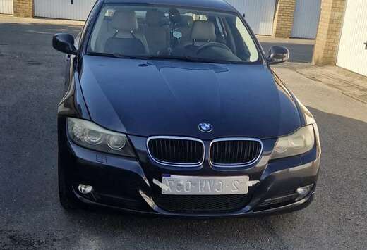 BMW BMW E90 318D // 100KW 136PK // ONDERHOUDSBOEK LED ...