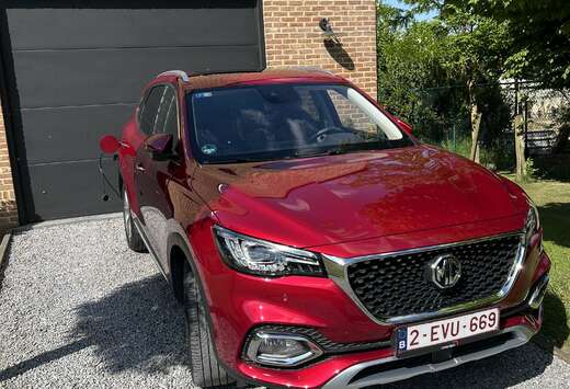 MG PHEV Luxury