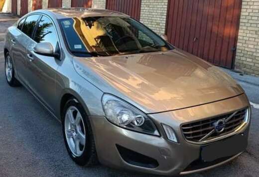 Volvo S60 1.6 D DRIVe Momentum Start/Stop