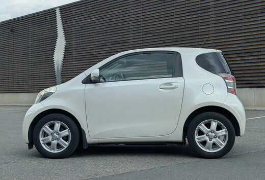 Toyota IQ 1.0 VVT-I Active
