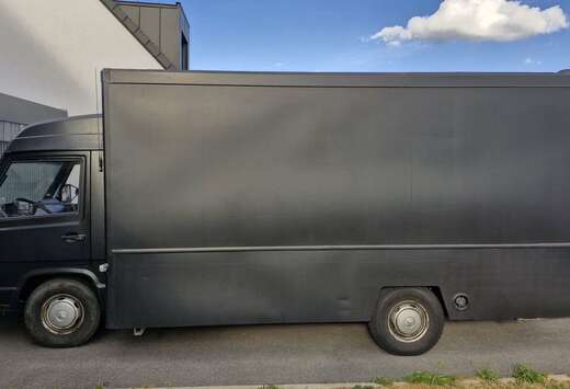 Mercedes-Benz MB100 D