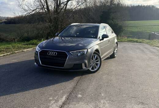 Audi Sportback 1.6 TDi S tronic