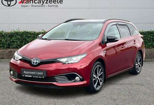 Toyota Black Edition+trekhaak+cam+gps+sens V+A