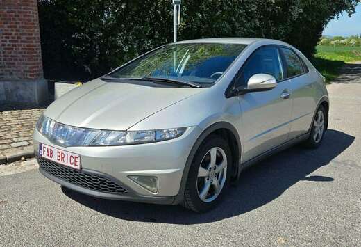 Honda Civic 1.4i 2ème propriétaire 155000Km Ct  ok