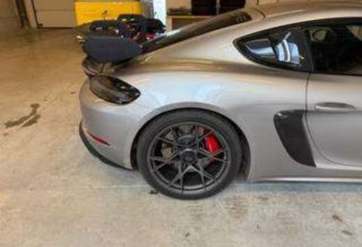 Porsche 718 Cayman GT4 RS 4.0i PDK