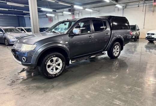 Mitsubishi Pick Up 4x4 Intense Double Cab