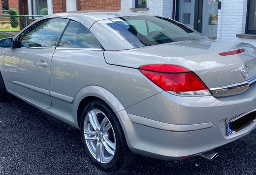 Opel Astra Twintop 