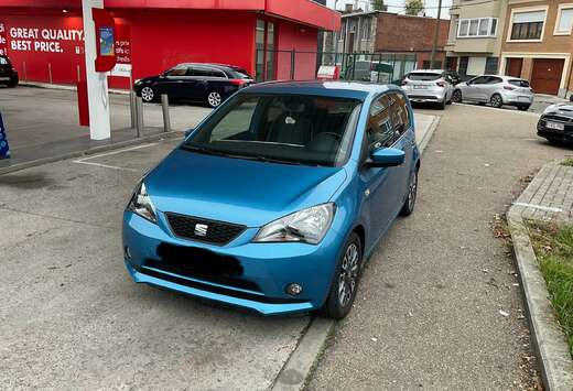 SEAT Série sound. Full options état neuf. 2019