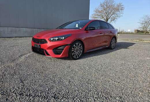 Kia GT 1.6 T-GDi ISG DCT