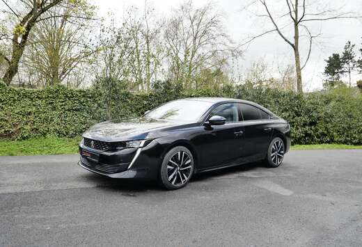 Peugeot PLUG IN HYBRID  225 PK GT