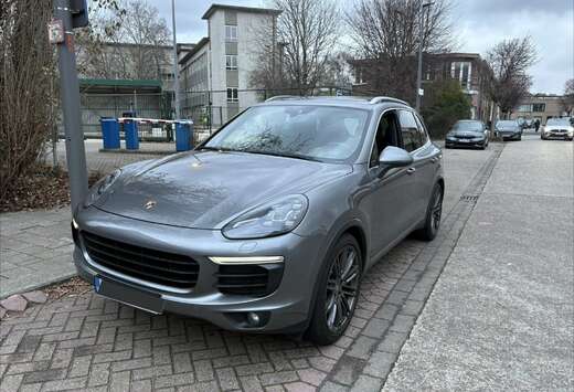 Porsche Cayenne S Hybrid Tiptronic S