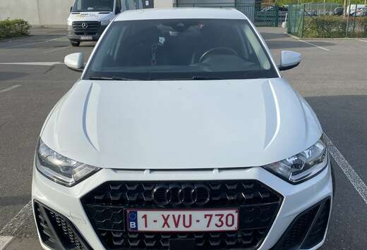 Audi 30 TFSI Sportback S tronic line