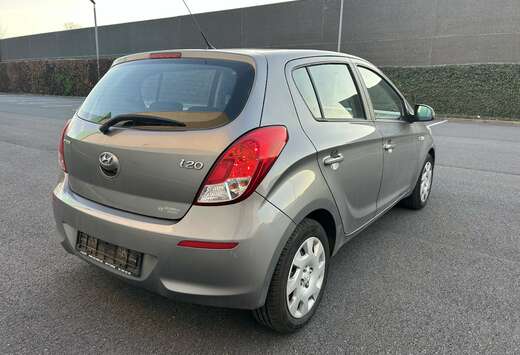 Hyundai 1.4i Lounge