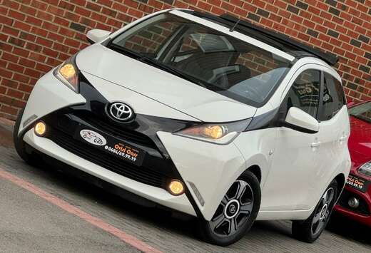 Toyota // AUTOMATIQUE CABRIOLET /