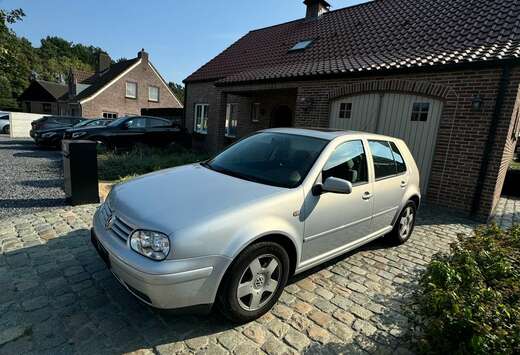 Volkswagen GOLF 1.8 - TOPSTAAT - LAGE KILOMETERSTAND